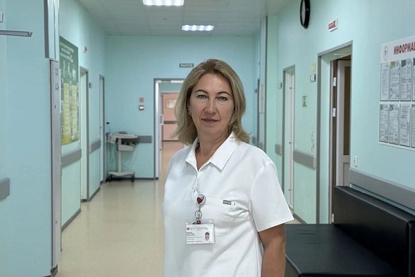  Медицинская сестра Окружного кардиологического диспансера спасла жизнь своему отцу